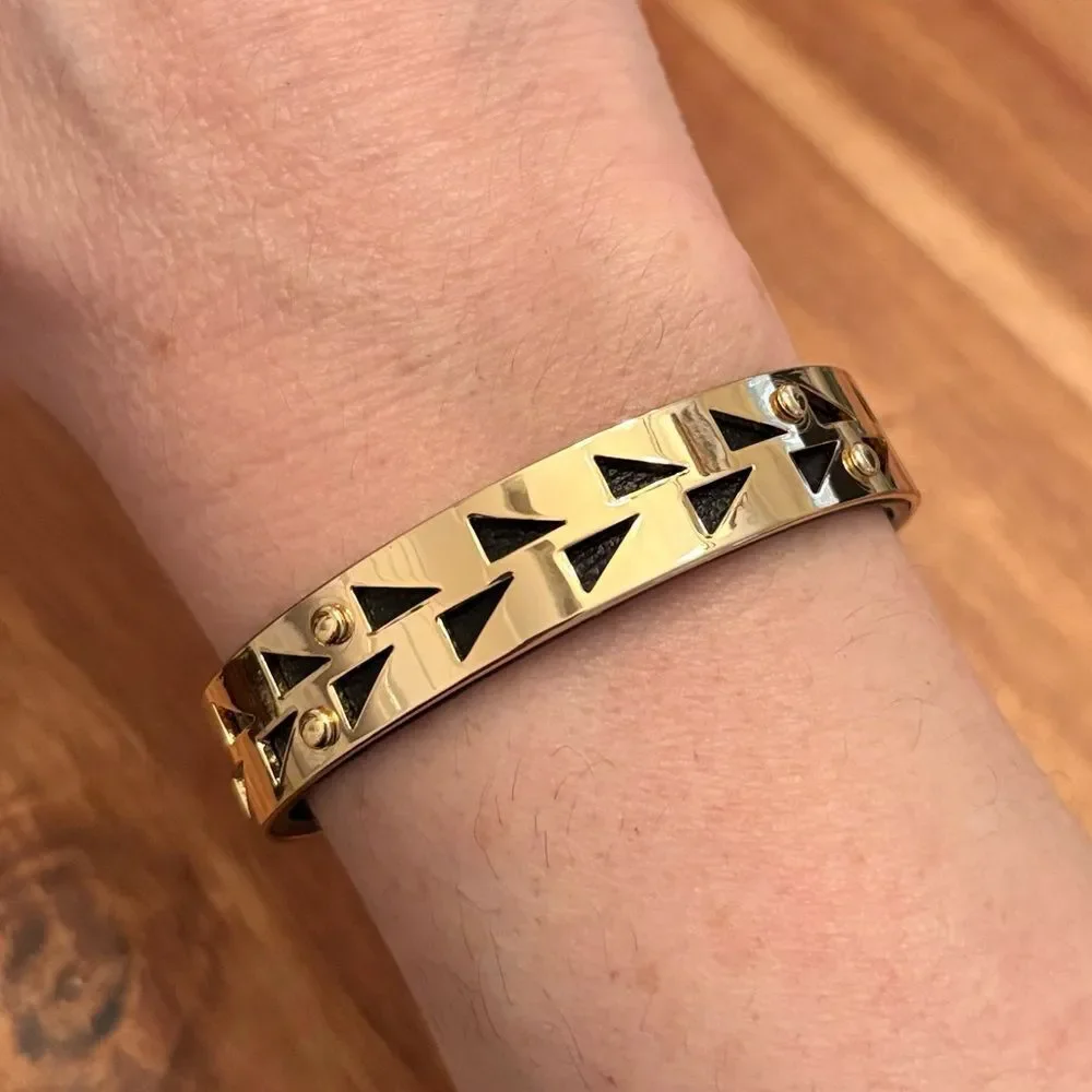 stella & dot | Addison Cuff Bracelet | 2.25” Diameter